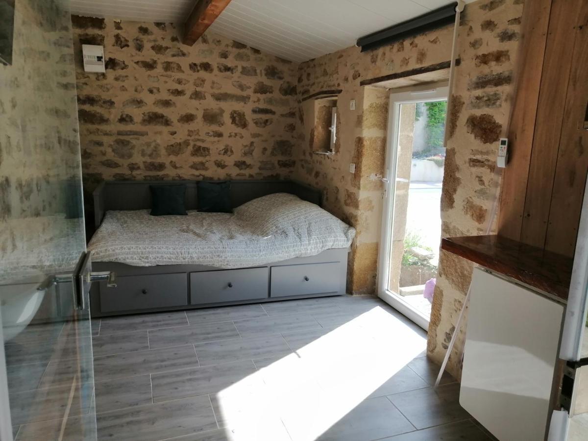 La Salamandre Apartamento Vic-le-Comte Exterior foto