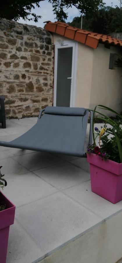La Salamandre Apartamento Vic-le-Comte Exterior foto